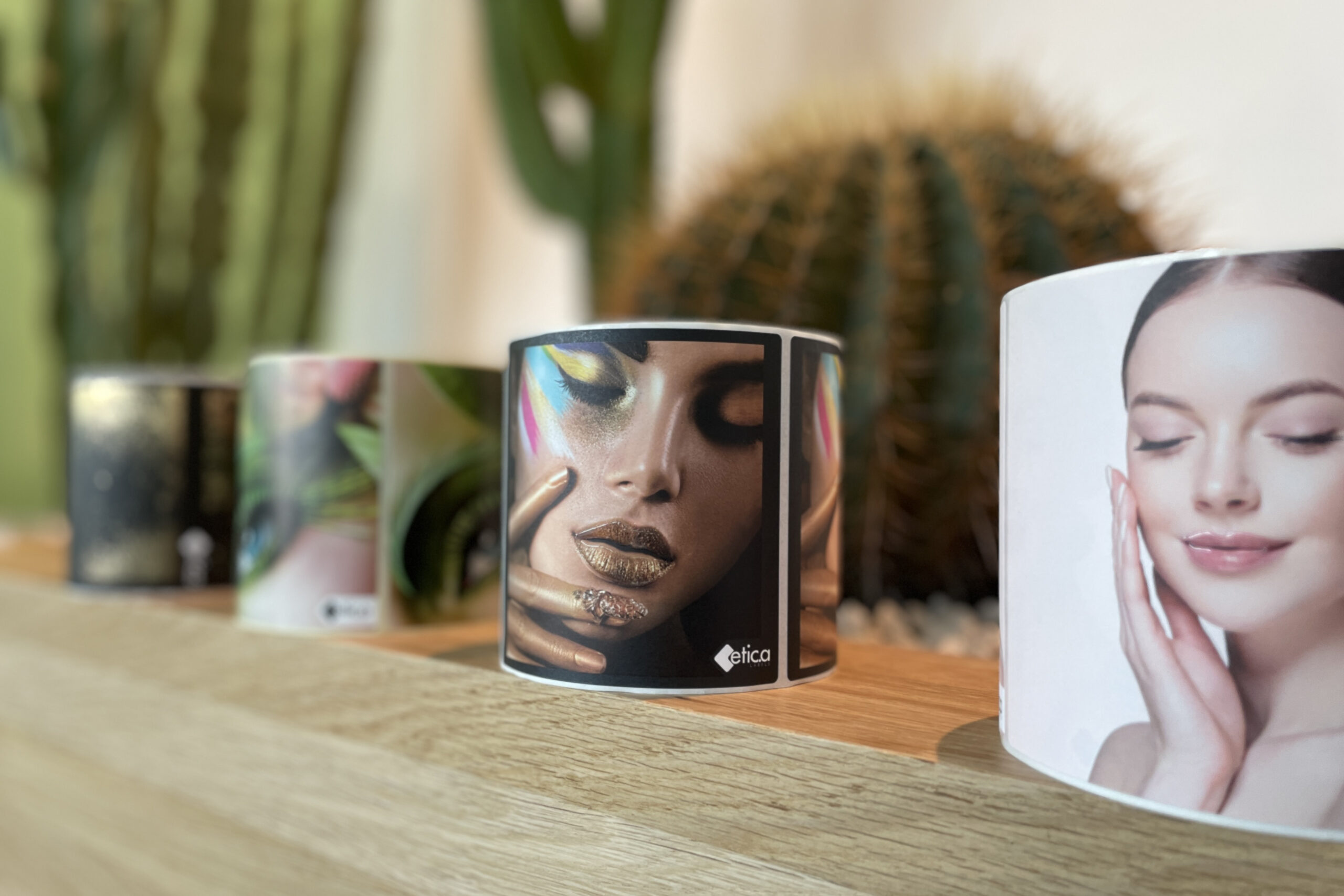 etic.a sert un large éventail d'industries, y compris l'automobile, l'alimentation, le vin, les spiritueux et les cosmétiques.